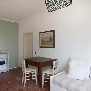 https://terenzana.it-tuscanyhotel.com